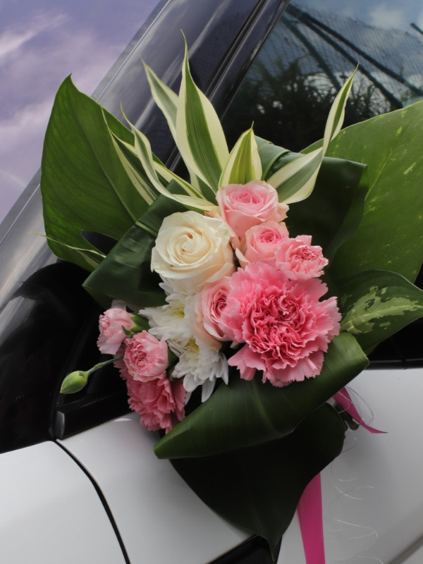 Modèle Fleur Voiture "GROS BOUQUET RETROVISEURS"